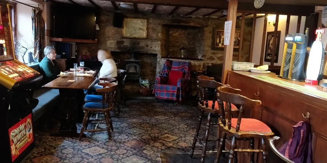 The Railway Tavern @ Strathmiglo (Formerly The Strath Tavern)